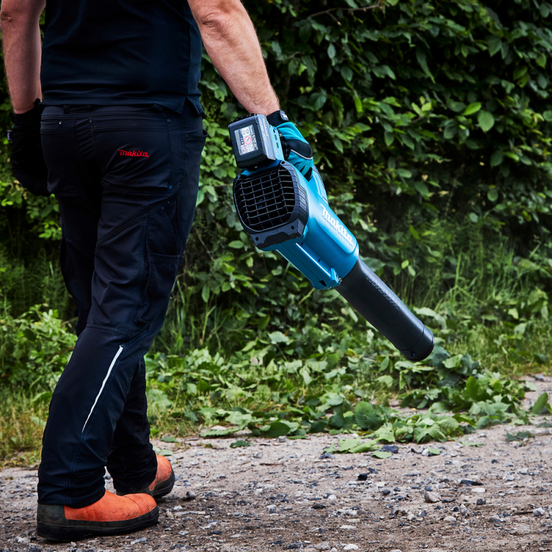 Makita Akku Blasgerät 18V